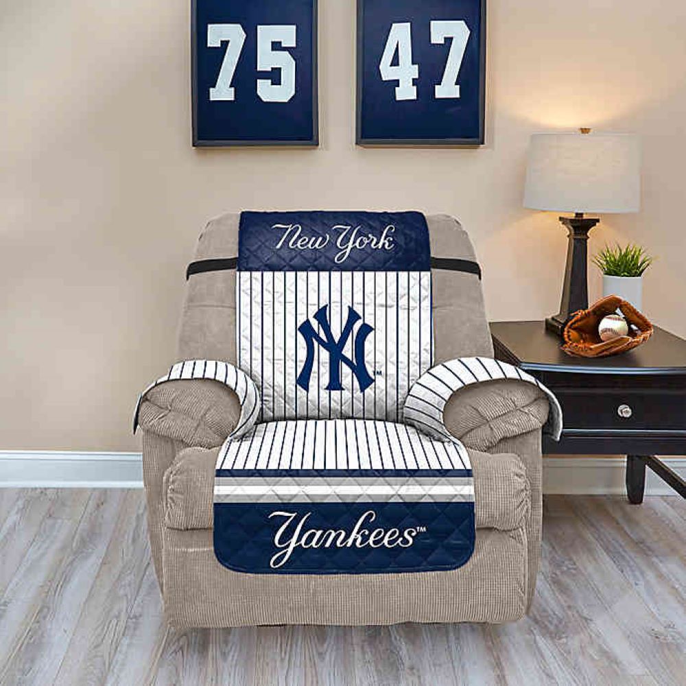 PGS MLB New York YANKEES RECLINER PROTECTOR 65x80