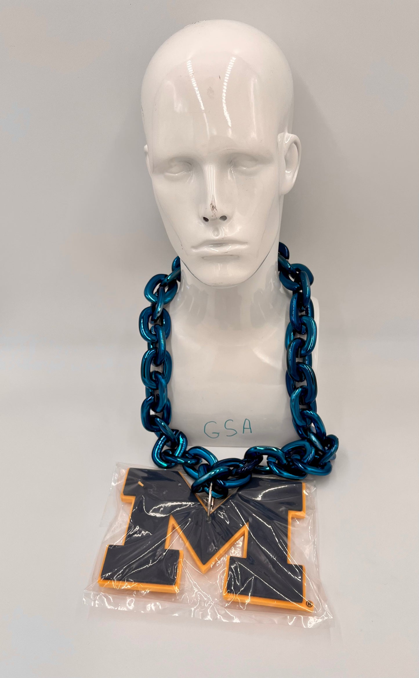 FanFave NCAA Michigan Wolverines 3D Fan Chain Blue Foam Magnet