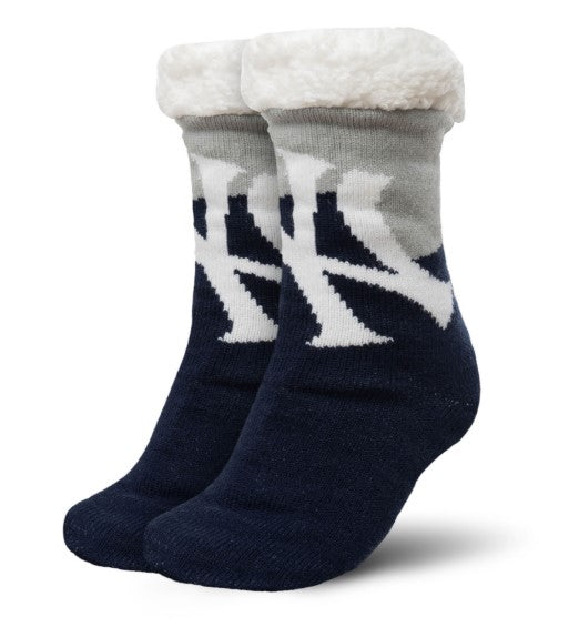 FOCO MLB New York Yankees??Color Block Footy Slippers Non-Skid Bottoms