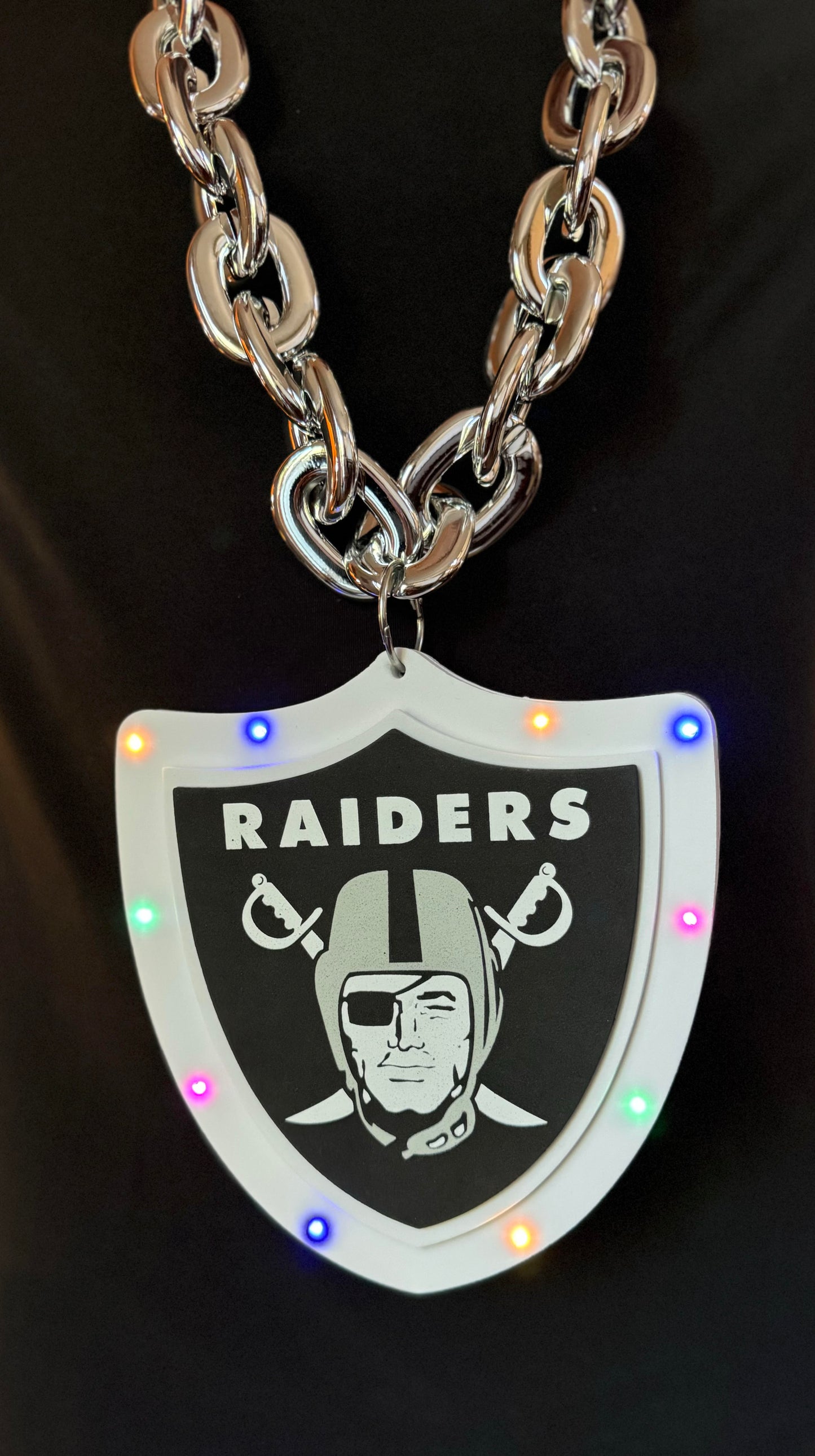 FOCO NFL Jumbo Fan Chain  LED Light Up Las Vegas Raiders